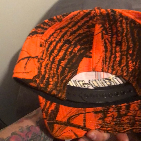 I have 3  NWOT snap-on hunting hats - Picture 2 of 2